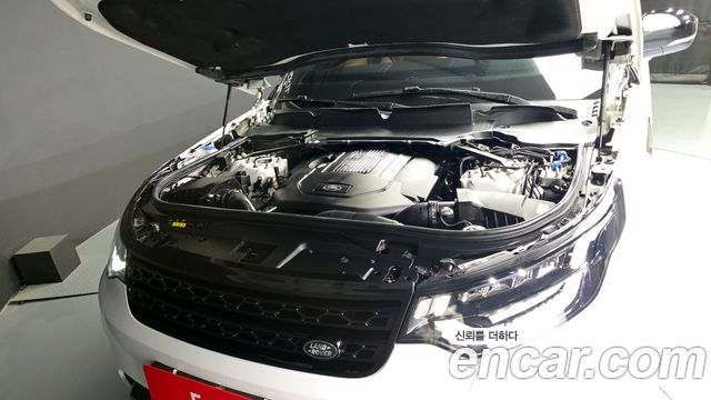 Land Rover Discovery 2019 — photo 6