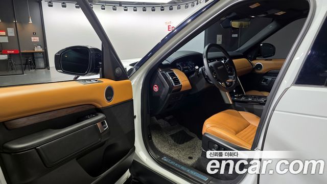 Land Rover Discovery 2019 — photo 10