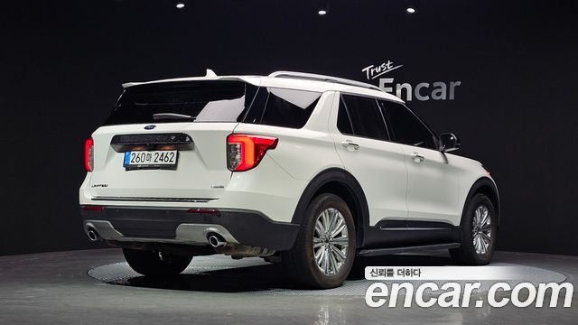 Ford Explorer 2020 — photo 2