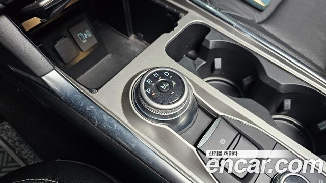 Ford Explorer 2020 — photo 9