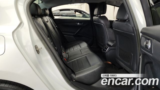 Peugeot 508 2014 — photo 12