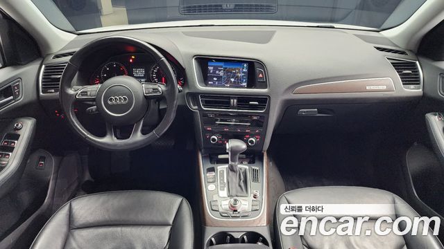 Audi Q5 2015 — photo 7