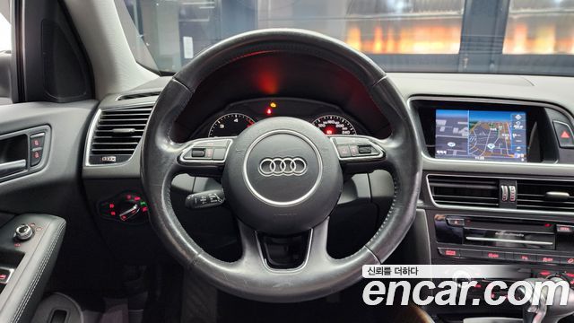 Audi Q5 2015 — photo 13