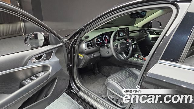 Genesis G70 2019 — photo 11