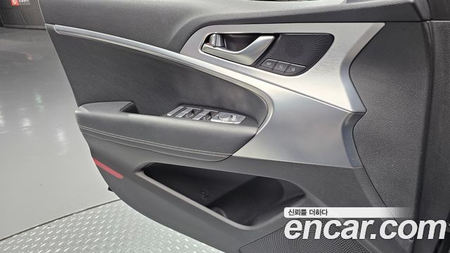 Genesis G70 2019 — photo 14