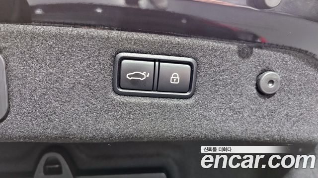 Genesis G70 2019 — photo 20