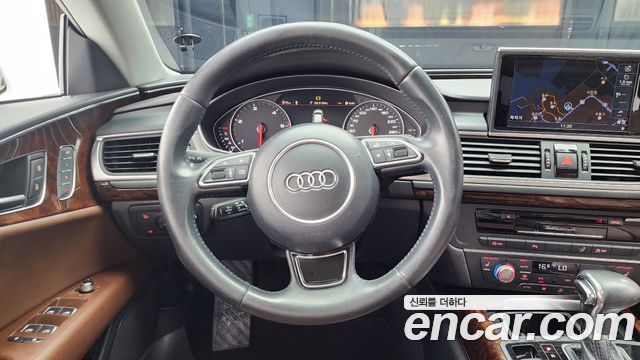 Audi A7 2015 — photo 13