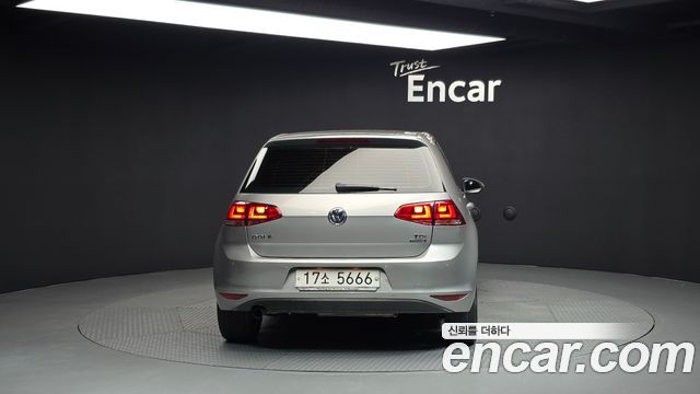 Volkswagen Golf 2014 — photo 4