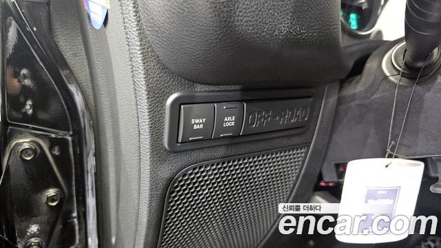 Jeep Wrangler 2012 — photo 14