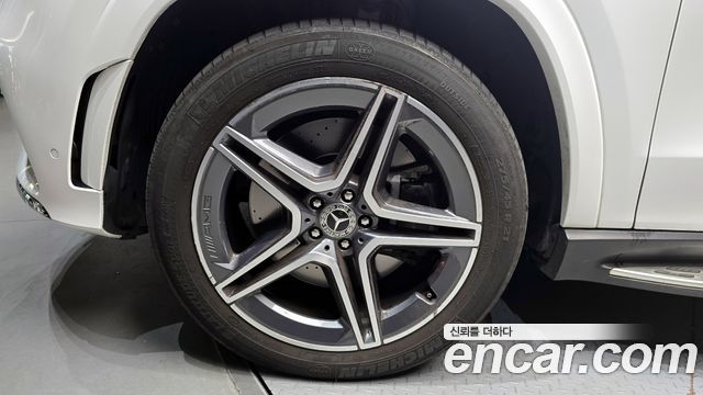 Mercedes-Benz GLS-Class 2022 — photo 5