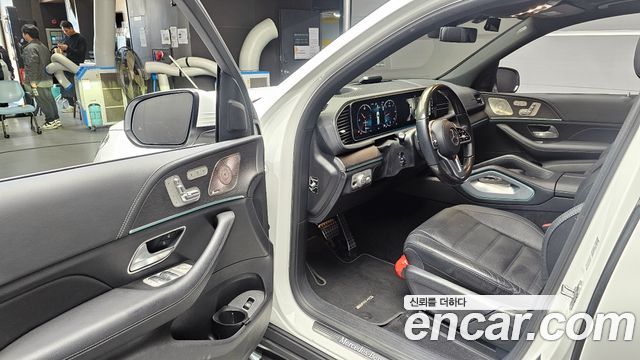 Mercedes-Benz GLS-Class 2022 — photo 10