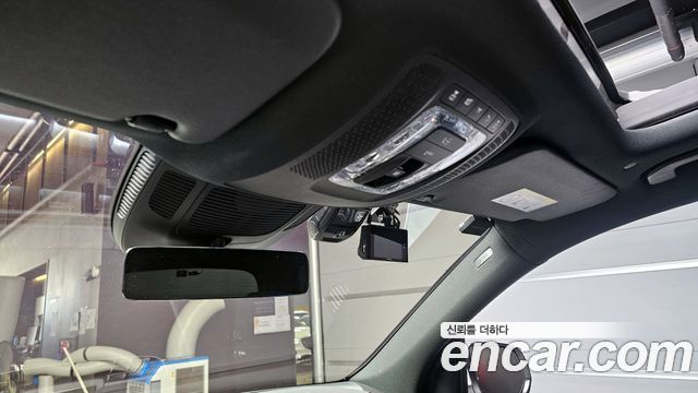 Mercedes-Benz GLS-Class 2022 — photo 16