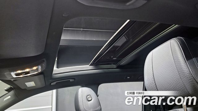 Mercedes-Benz GLS-Class 2022 — photo 17