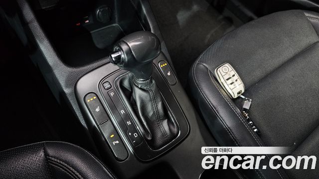 Kia K3 2015 — photo 9