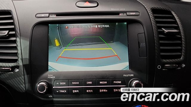 Kia K3 2015 — photo 15