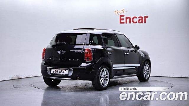 Mini Countryman 2015 — photo 2