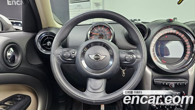 Mini Countryman 2015 — photo 13