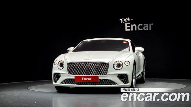 Bentley Continental 2023 — photo 3