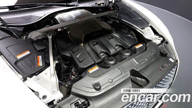 Bentley Continental 2023 — photo 6