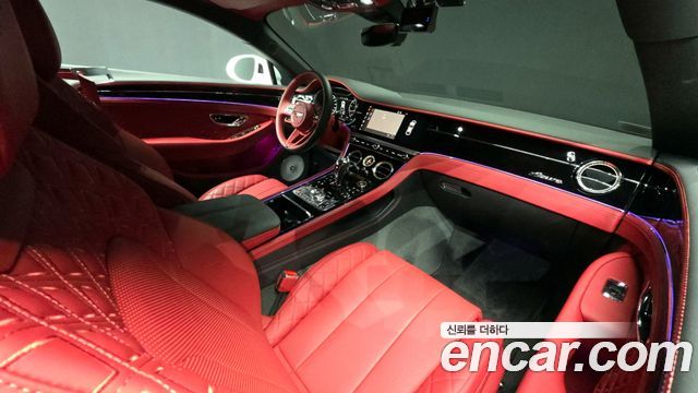 Bentley Continental 2023 — photo 7