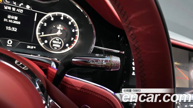 Bentley Continental 2023 — photo 19