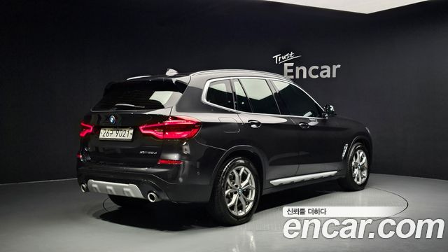BMW X3 2019 — photo 2