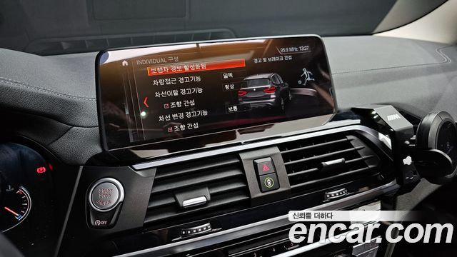 BMW X3 2019 — photo 17