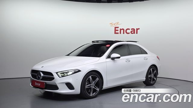 Mercedes-Benz A-Class 2020 — photo 1