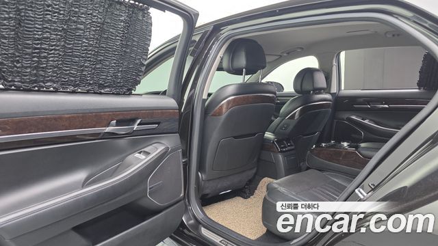 Genesis EQ900 2018 — photo 17