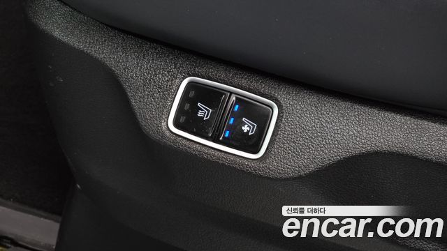 Hyundai Staria 2022 — photo 18