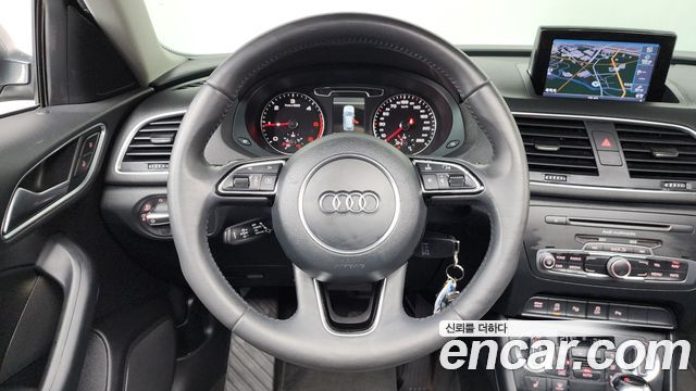 Audi Q3 2013 — photo 13