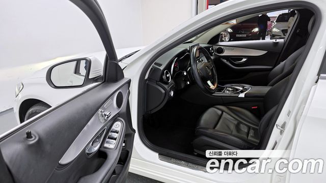Mercedes-Benz C-Class 2015 — photo 11