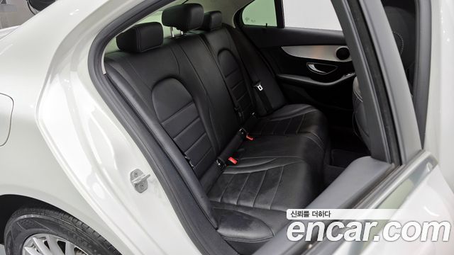 Mercedes-Benz C-Class 2015 — photo 12