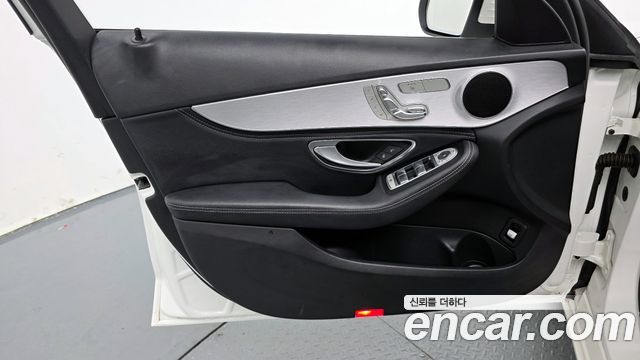 Mercedes-Benz C-Class 2015 — photo 16