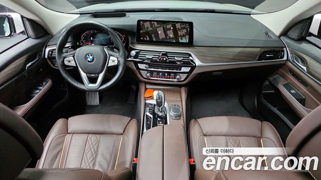 BMW Gran Turismo 2024 — photo 7