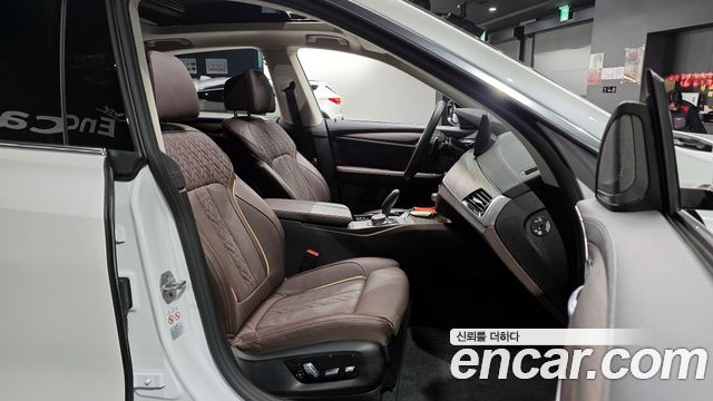 BMW Gran Turismo 2024 — photo 10