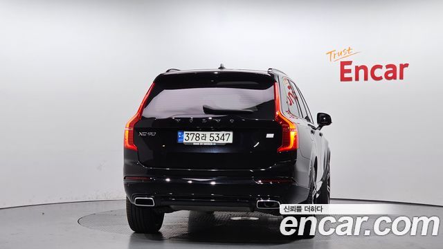 Volvo XC90 2021 — photo 4