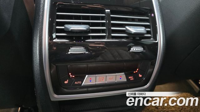 BMW X6 2022 — photo 18