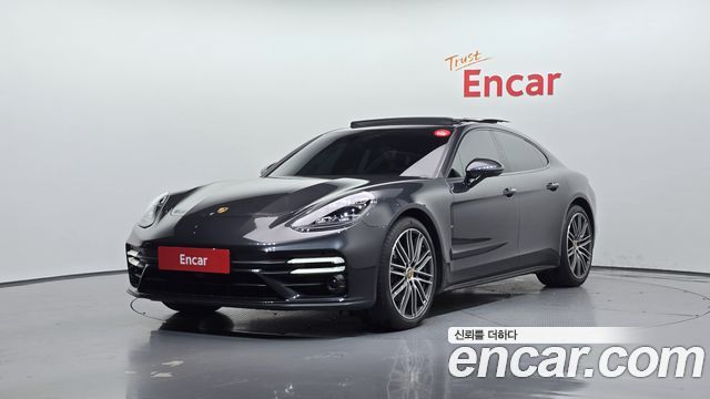 Porsche Panamera 2021 — photo 1
