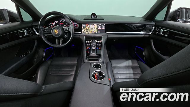 Porsche Panamera 2021 — photo 7