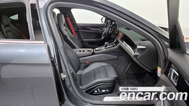 Porsche Panamera 2021 — photo 11