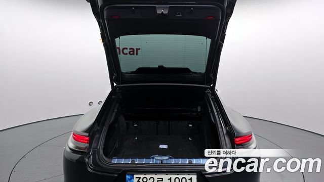Porsche Panamera 2021 — photo 20