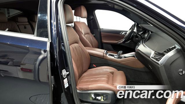 BMW X6 2023 — photo 11