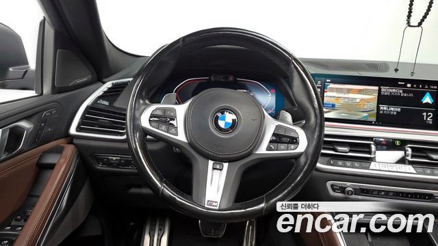 BMW X6 2023 — photo 13