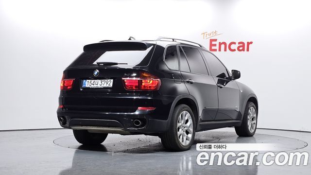BMW X5 2012 — photo 2
