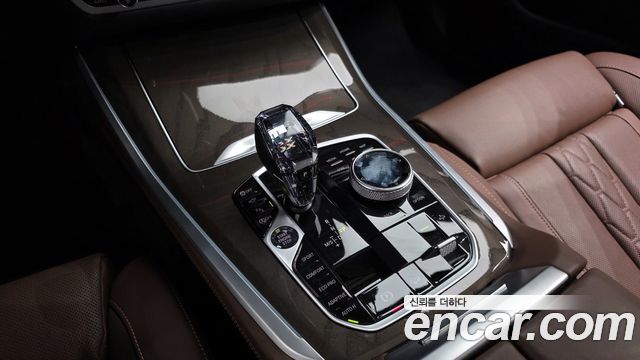BMW X5 2022 — photo 9