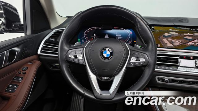 BMW X5 2022 — photo 13
