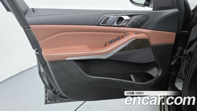 BMW X5 2022 — photo 18