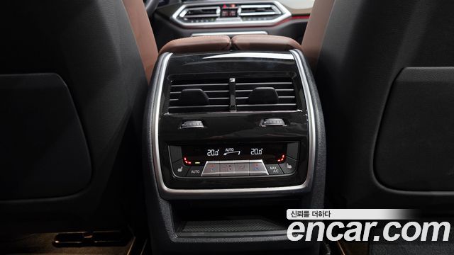 BMW X5 2022 — photo 19