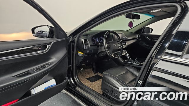 Hyundai Grandeur 2018 — photo 10